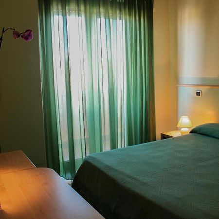 Blu Hotel 산 니콜라 만프레디 외부 사진