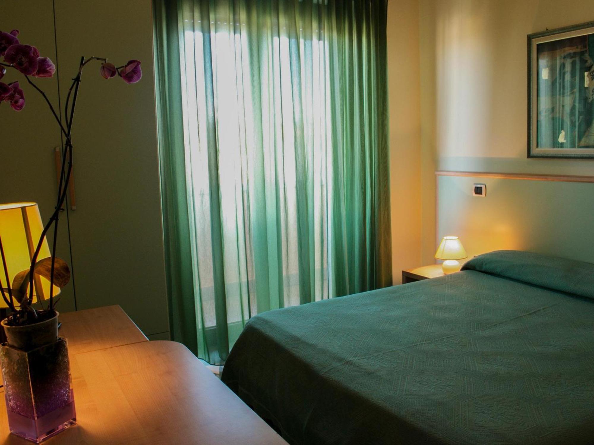 Blu Hotel 산 니콜라 만프레디 외부 사진