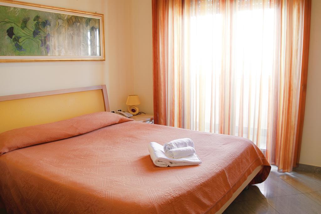 Blu Hotel 산 니콜라 만프레디 외부 사진