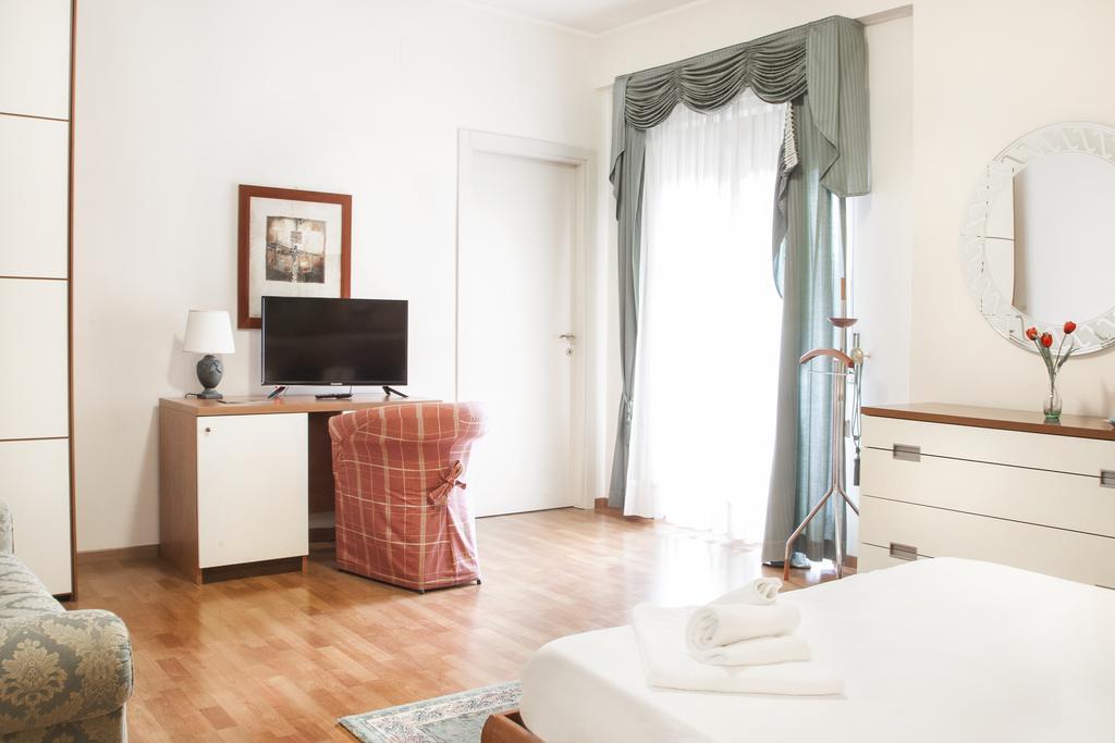 Blu Hotel 산 니콜라 만프레디 외부 사진
