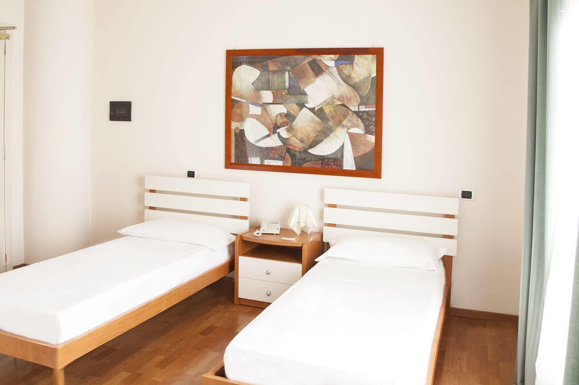 Blu Hotel 산 니콜라 만프레디 외부 사진
