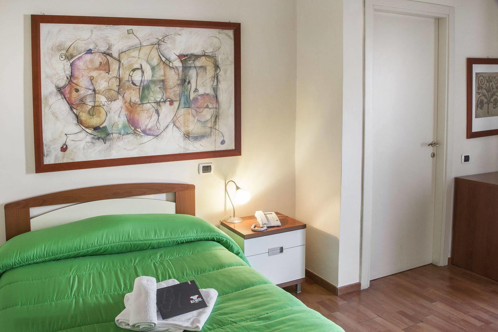 Blu Hotel 산 니콜라 만프레디 외부 사진